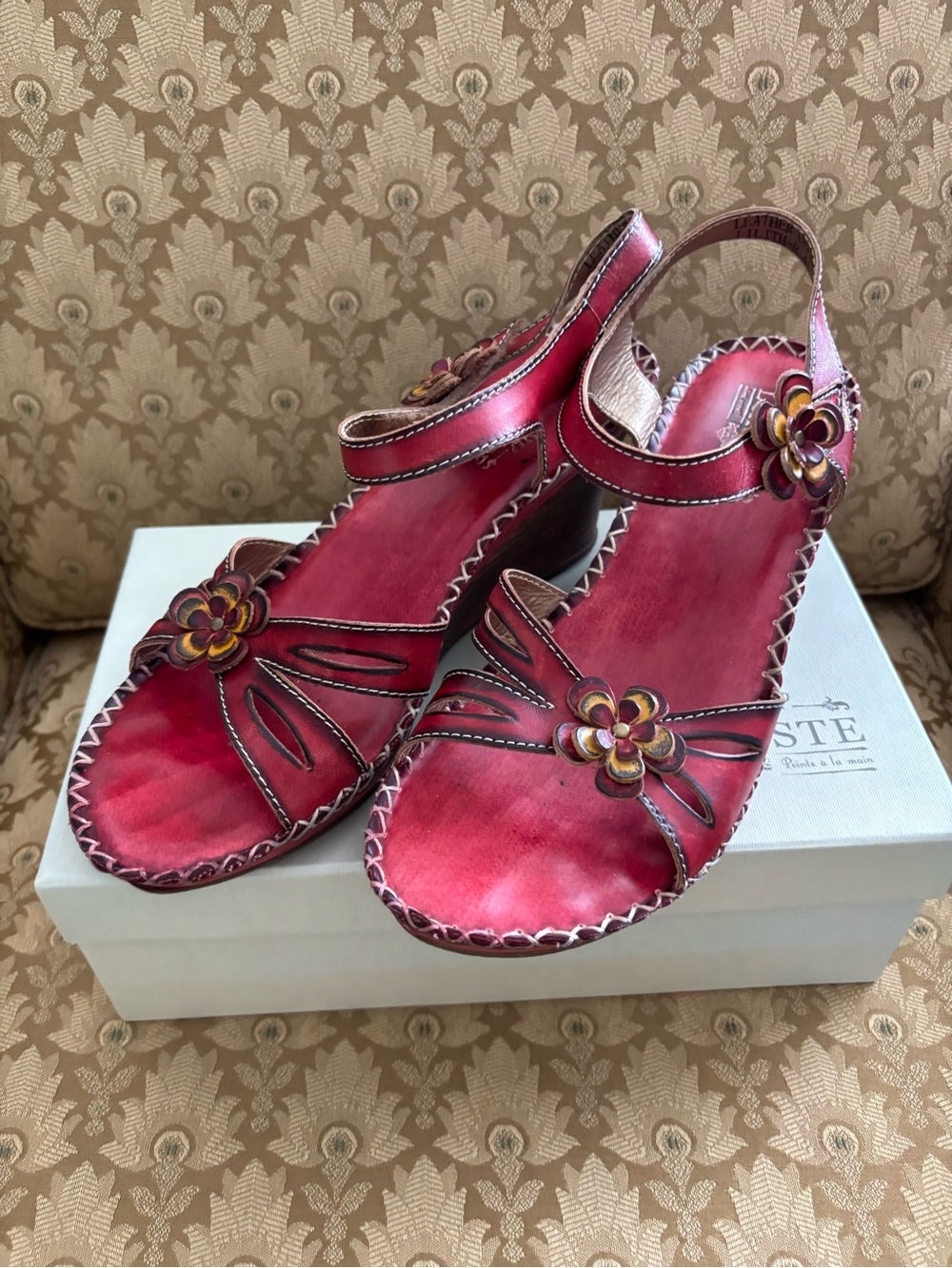 Spring Step L’Artiste Lilith Red Sandals Size 41 (10)